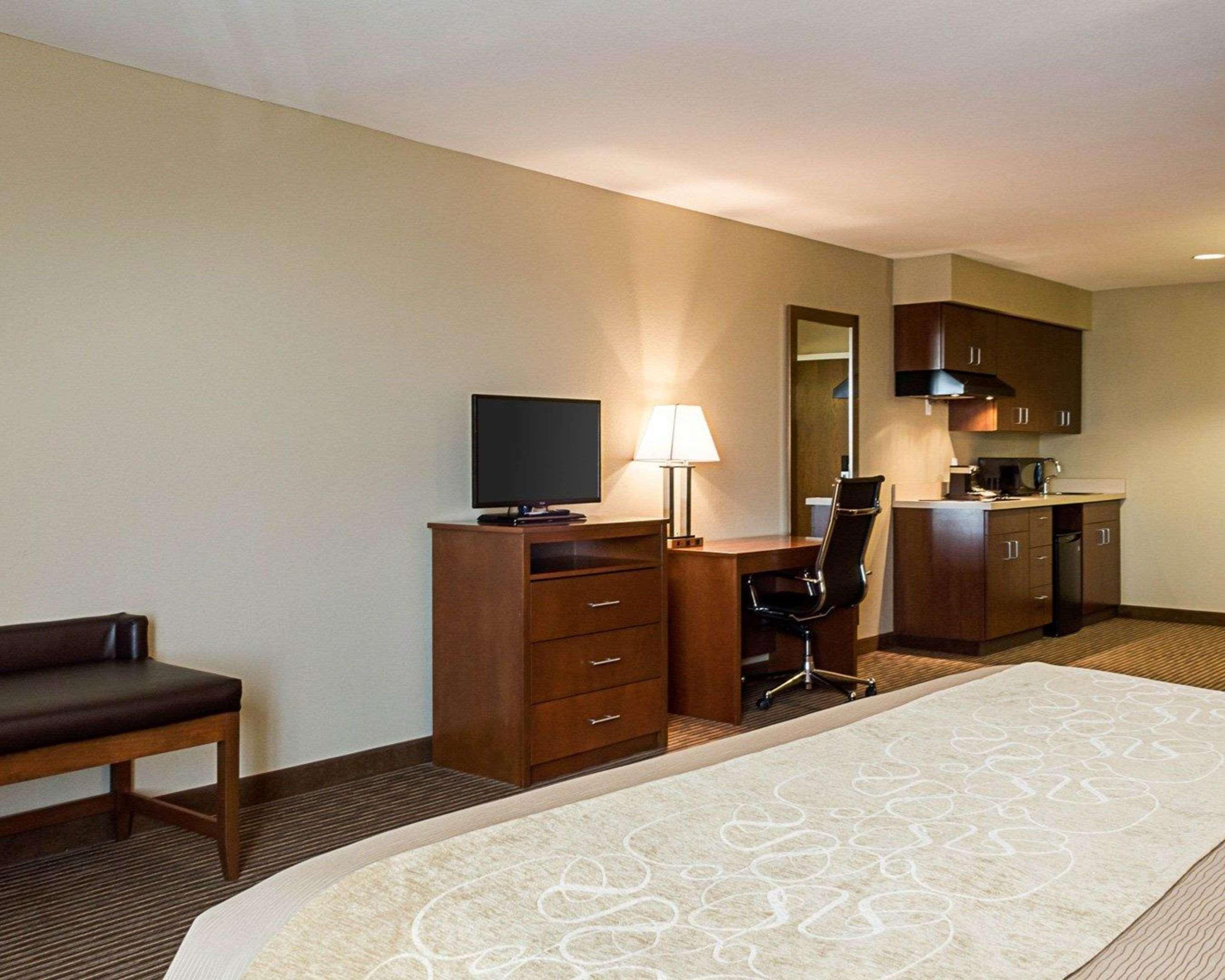 Comfort Inn & Suites Watford City Exterior foto