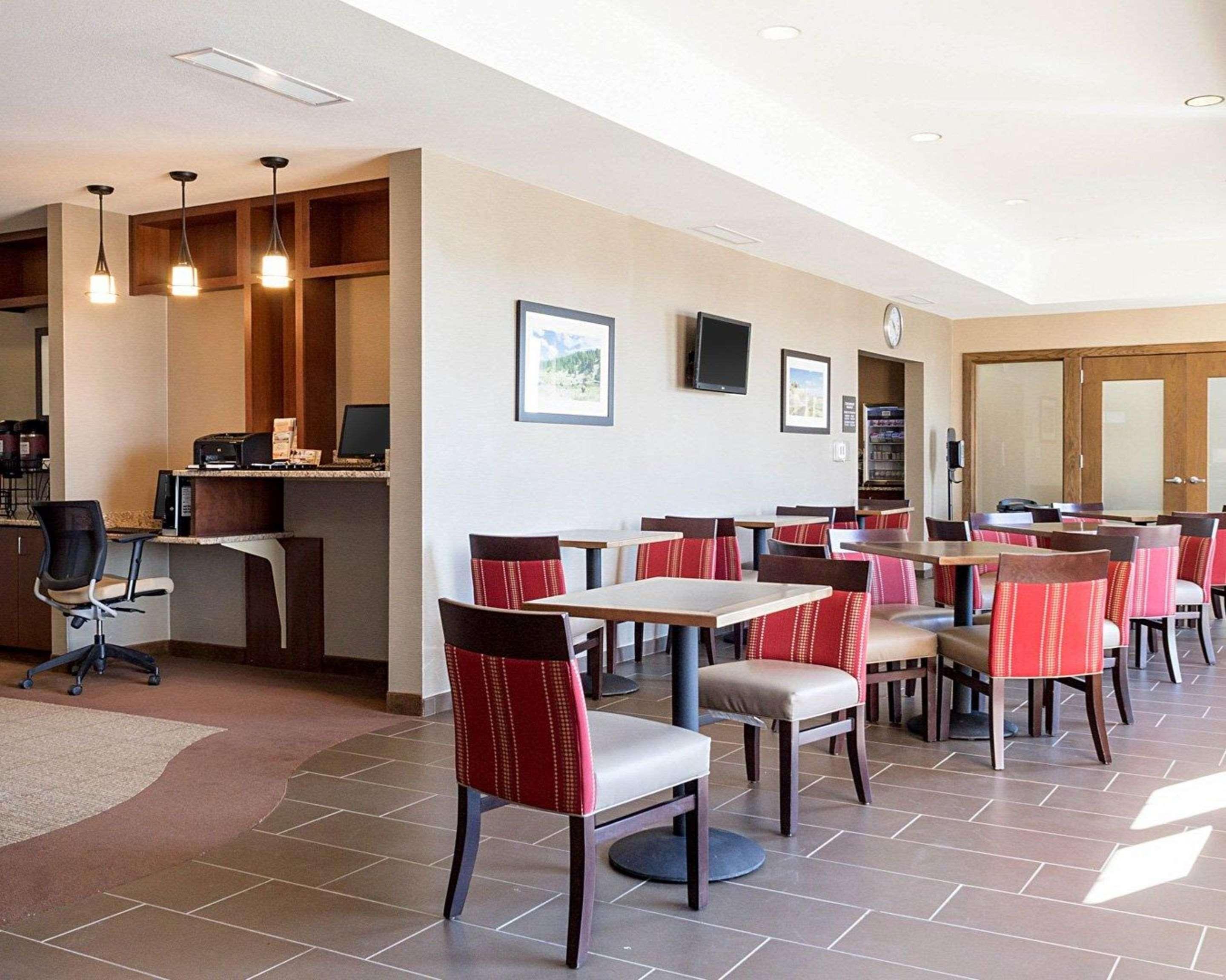 Comfort Inn & Suites Watford City Exterior foto