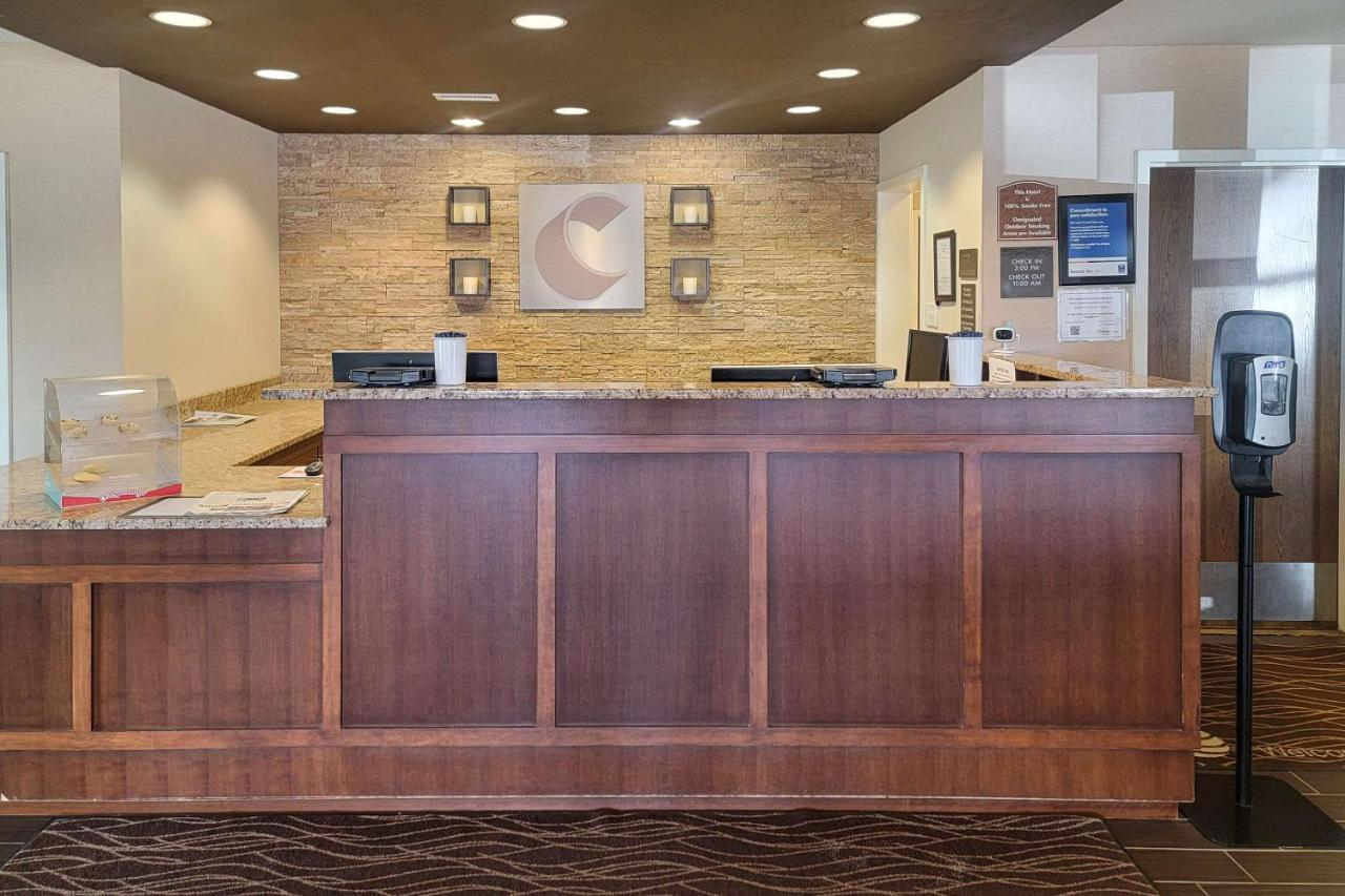 Comfort Inn & Suites Watford City Exterior foto