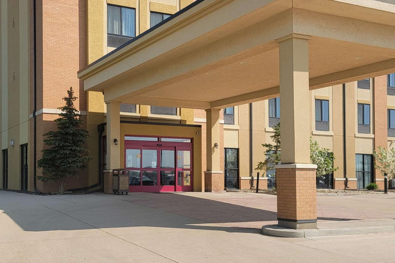 Comfort Inn & Suites Watford City Exterior foto