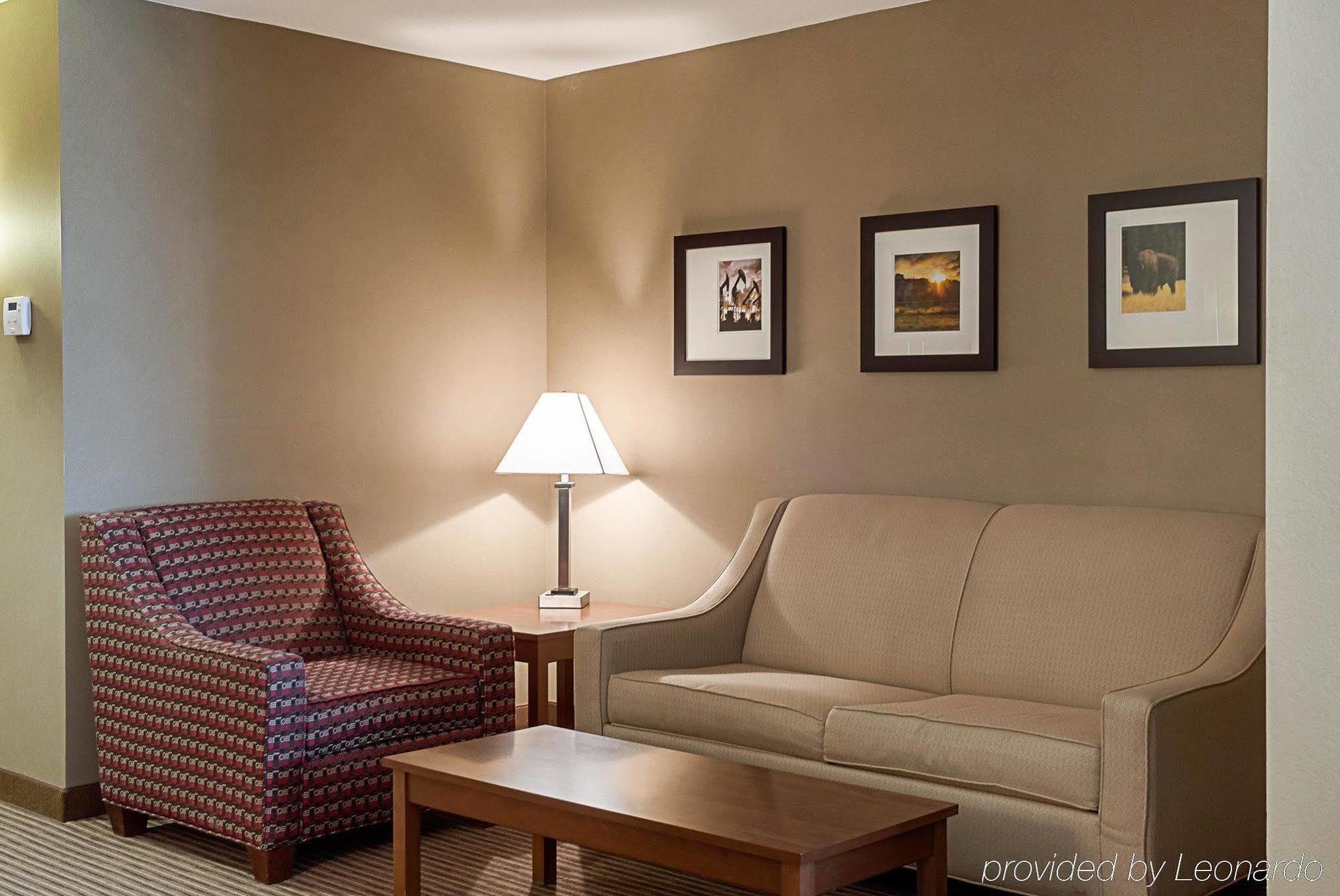 Comfort Inn & Suites Watford City Exterior foto