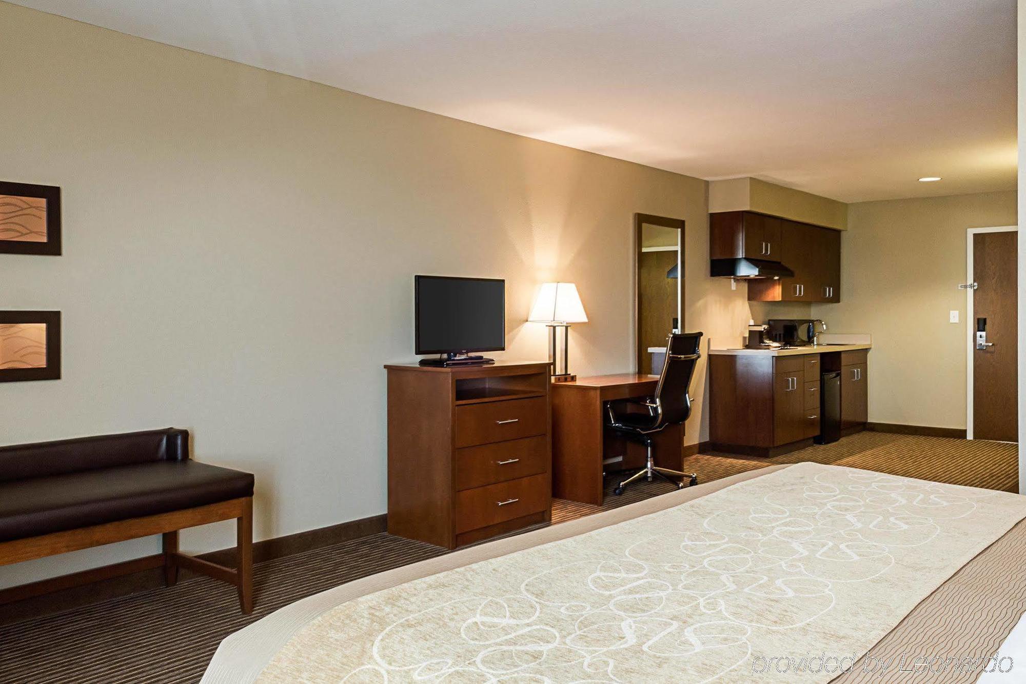 Comfort Inn & Suites Watford City Exterior foto