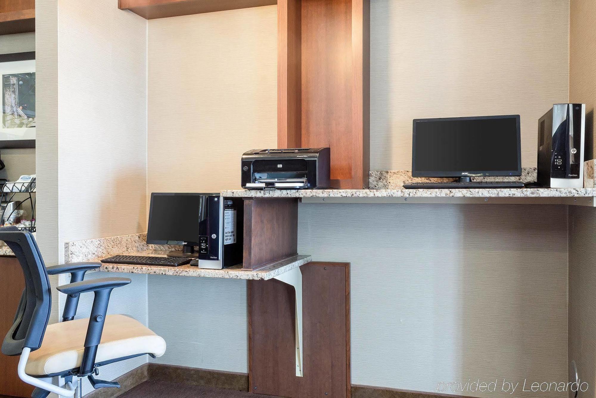 Comfort Inn & Suites Watford City Exterior foto